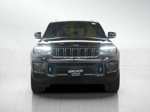 Used 2023 Jeep Grand Cherokee Overland w/ Advanced Protech Group III image 8