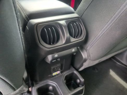 Certified 2021 Jeep Wrangler Unlimited Sahara w/ Cold Weather Group AWD/4WD image 16