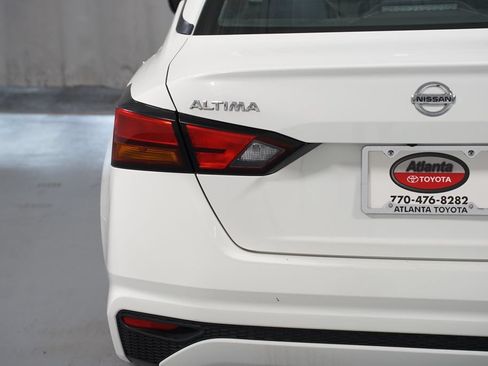 Used 2020 Nissan Altima 2.5 S FWD image 10