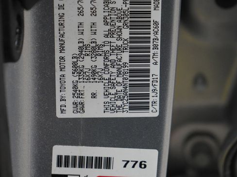 Used 2022 Toyota Tacoma TRD Off-Road image 25