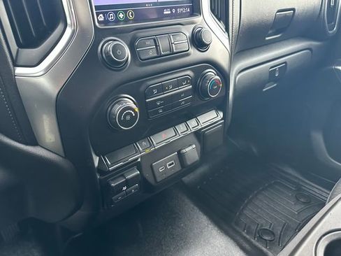 Used 2019 Chevrolet Silverado 1500 LT image 13