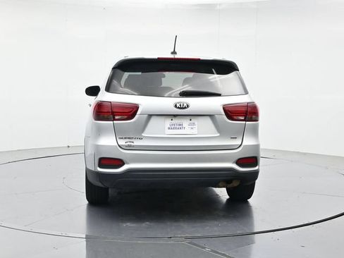 Used 2019 Kia Sorento L FWD image 8