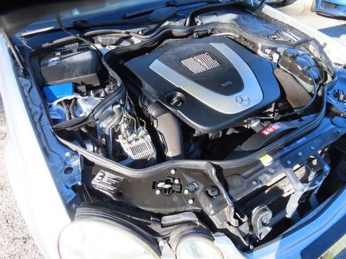 Used 2006 Mercedes-Benz E 350 Sedan image 29