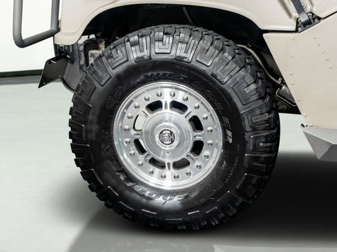 Used 2003 HUMMER H1 4-Door Wagon image 18