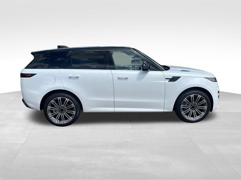 New 2026 Land Rover Range Rover Sport Dynamic SE AWD/4WD image 6