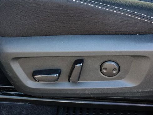 Used 2024 Nissan Rogue SV image 23