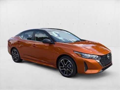 New 2025 Nissan Sentra SR image 6