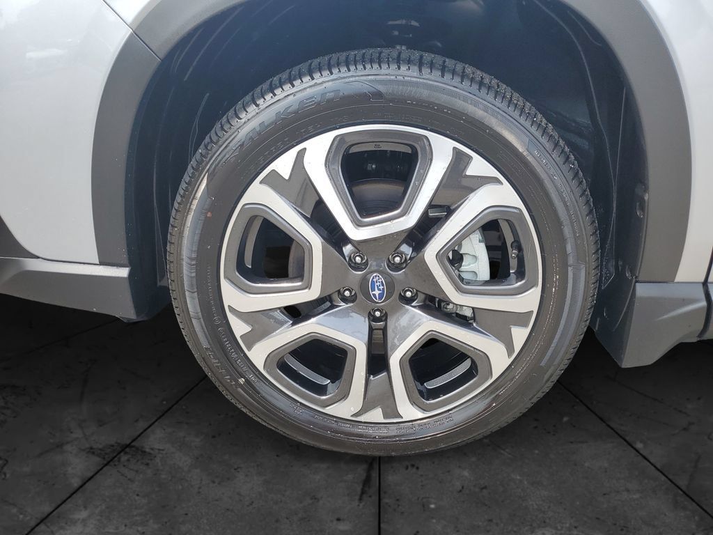 Certified 2026 Subaru Ascent Limited AWD/4WD image 14