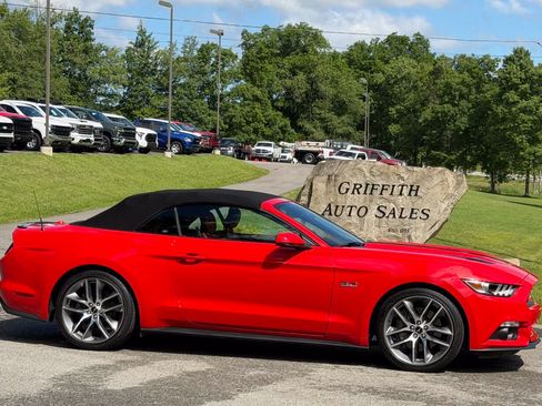 Used 2017 Ford Mustang GT Premium w/ Equipment Group 401A RWD image 17