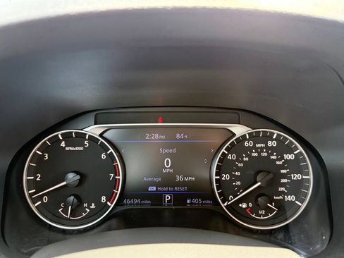 Used 2025 Nissan Altima 2.5 SV FWD image 14