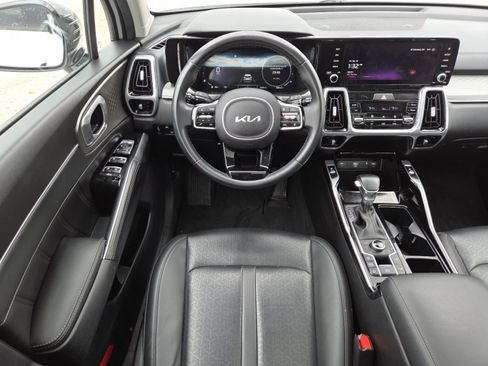 Used 2023 Kia Sorento SX AWD/4WD image 27