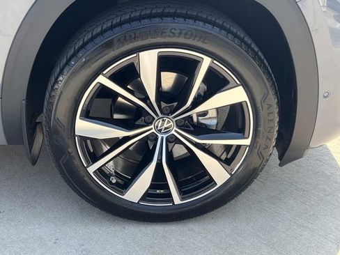 New 2026 Volkswagen Atlas Cross Sport SEL Premium R-Line AWD/4WD image 3