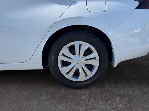 Used 2024 Nissan Versa S w/ Trunk Package image 9