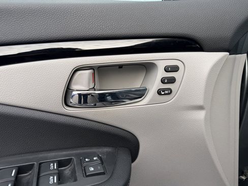 Used 2017 Honda Ridgeline RTL-E image 13