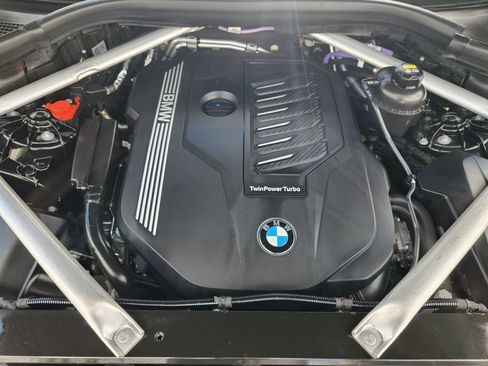 Used 2023 BMW X5 xDrive40i w/ Premium Package AWD/4WD image 37