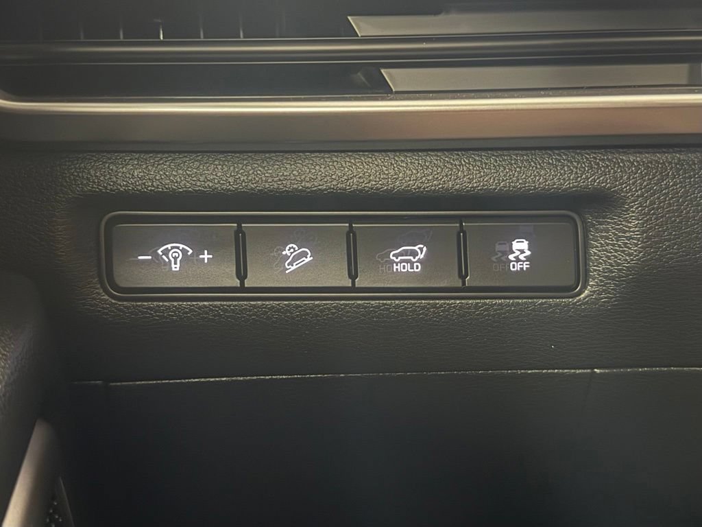 Used 2025 Kia Telluride S AWD/4WD image 14