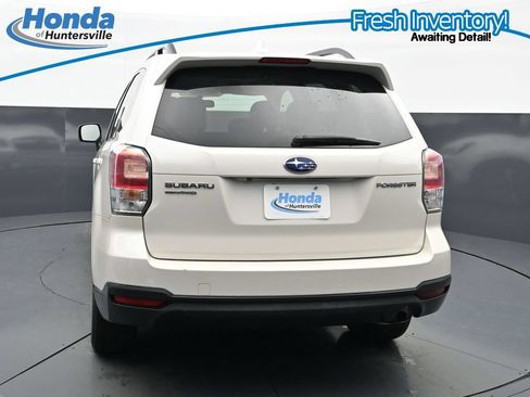 Used 2018 Subaru Forester 2.5i Premium w/ All-Weather Package AWD/4WD image 8