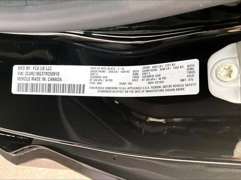 New 2026 Chrysler Pacifica Select image 12