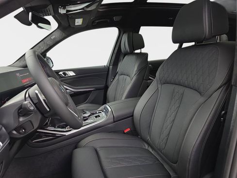 New 2026 BMW X7 M60i image 16