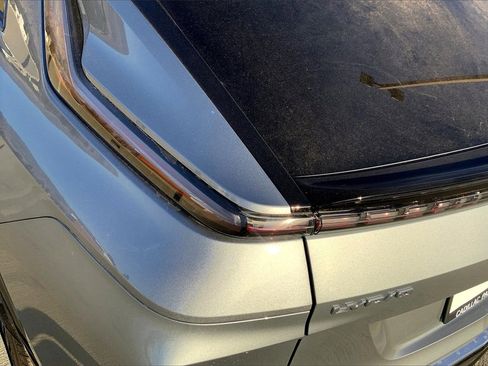 New 2025 Cadillac Lyriq Luxury image 15