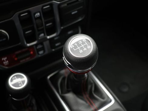 Used 2023 Jeep Wrangler Unlimited Rubicon image 26