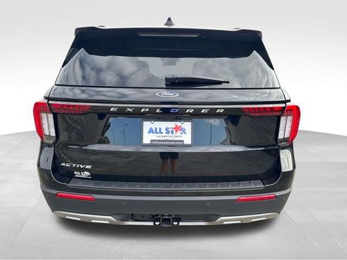 New 2026 Ford Explorer Active w/ Active Comfort Package image 8