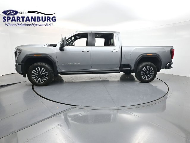 Used 2025 GMC Sierra 2500 Denali Ultimate AWD/4WD image 4