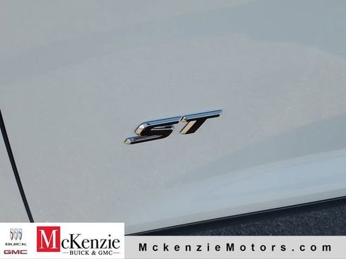 New 2026 Buick Enclave Sport Touring w/ Power Package FWD image 30