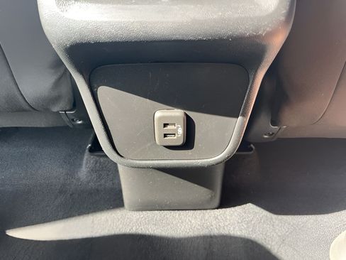 Used 2020 Chevrolet Equinox LS w/ LS Convenience Package AWD/4WD image 30