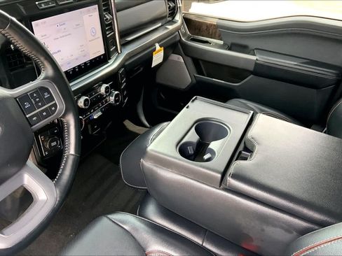 Used 2024 Ford F250 Lariat w/ Black Appearance Package AWD/4WD image 16