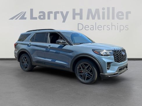 New 2026 Ford Explorer ST w/ Sun And Sound Package AWD/4WD image 7