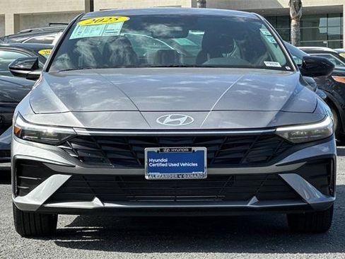 Certified 2025 Hyundai Elantra Sport image 9