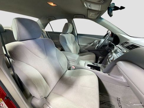 Used 2011 Toyota Camry LE w/ LE Extra-Value Pkg FWD image 27