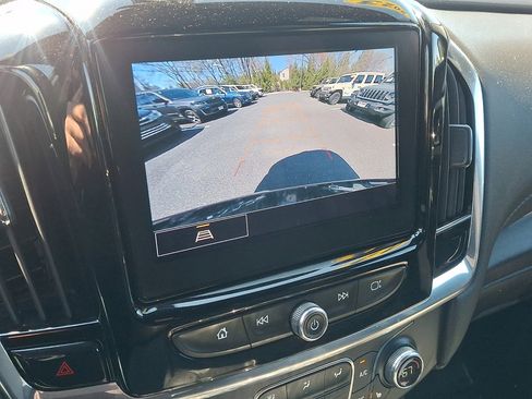 Used 2023 Chevrolet Traverse LT AWD/4WD image 27