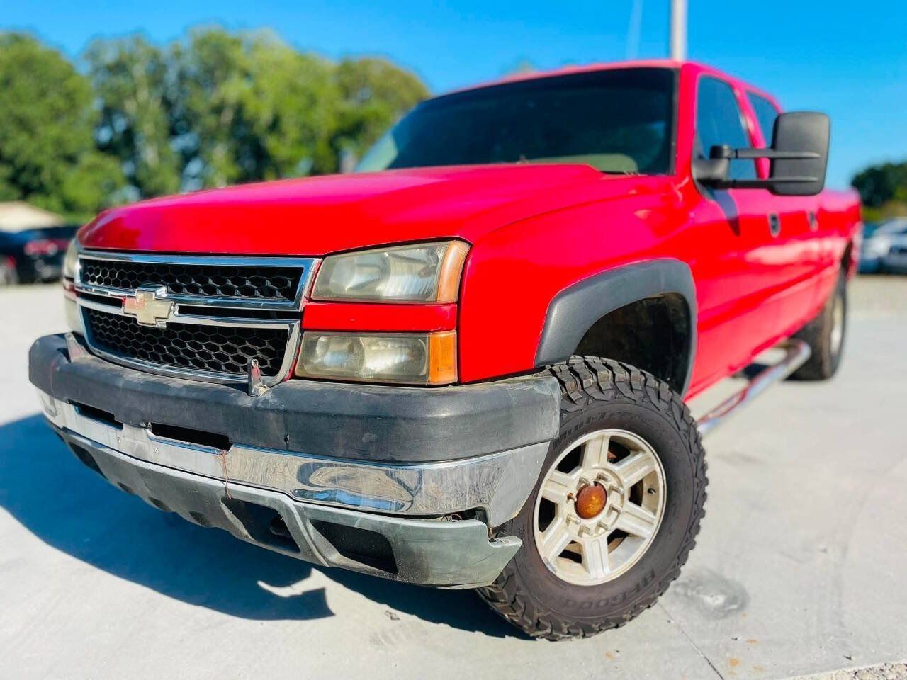 Used 2006 Chevrolet Silverado 2500 W/T AWD/4WD image 3