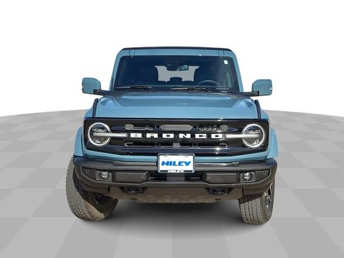 Used 2023 Ford Bronco Outer Banks image 3