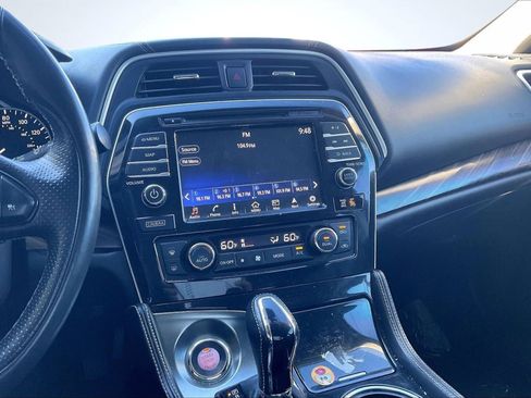 Used 2018 Nissan Maxima Platinum image 6