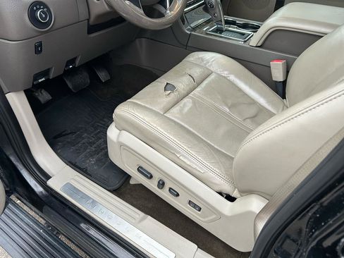 Used 2015 Lincoln Navigator L L 4WD image 10