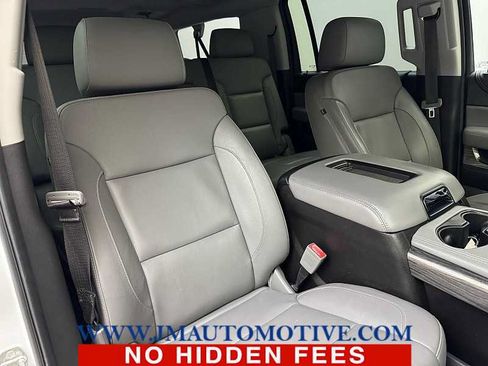 Used 2018 Chevrolet Suburban LT AWD/4WD image 25