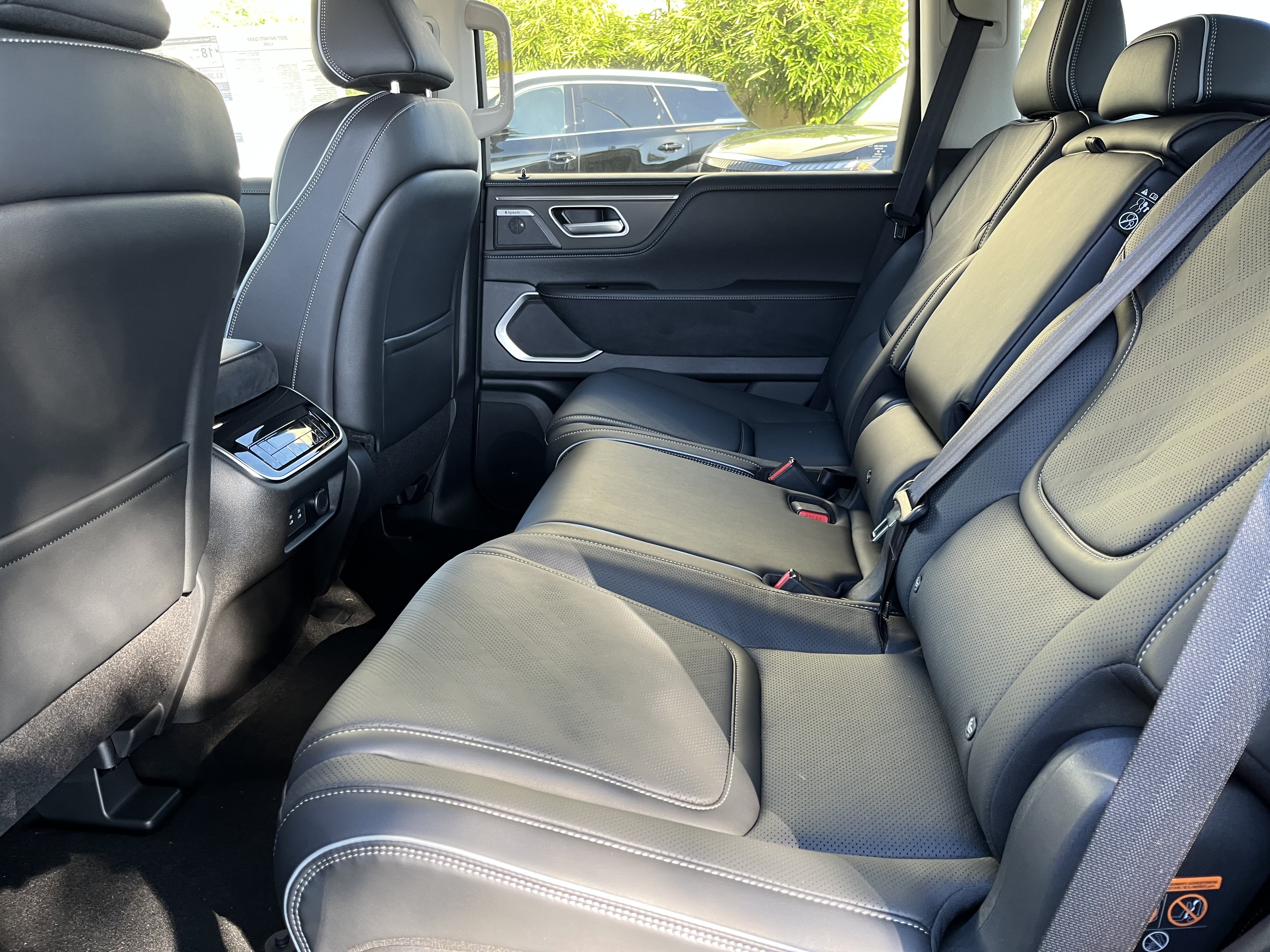New 2027 INFINITI QX80 Luxe w/ Cargo Package RWD image 12