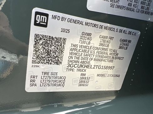 New 2026 Chevrolet Silverado 1500 ZR2 w/ Dark Appearance Package image 31