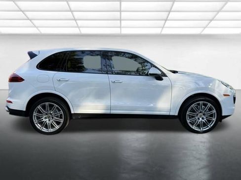 Used 2018 Porsche Cayenne Platinum Edition AWD/4WD image 6
