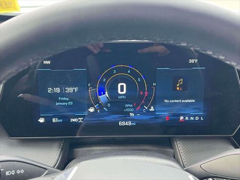 Used 2025 Chevrolet Equinox LT w/ Convenience Package II image 25