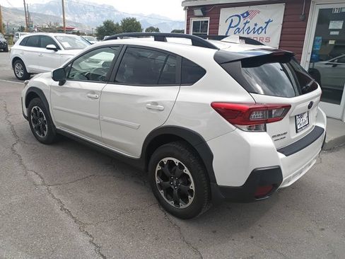 Used 2023 Subaru Crosstrek 2.0i Premium AWD/4WD image 3