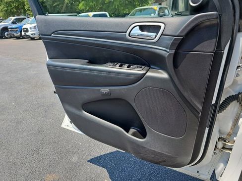 Used 2020 Jeep Grand Cherokee Limited RWD image 33
