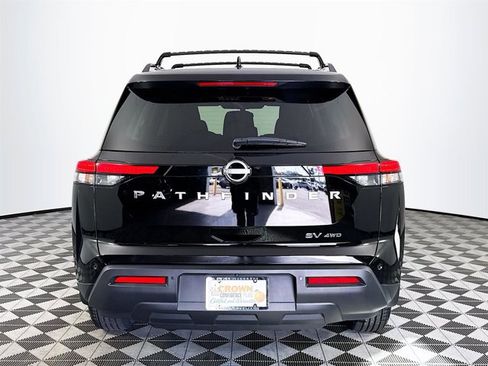 Certified 2024 Nissan Pathfinder SV image 7