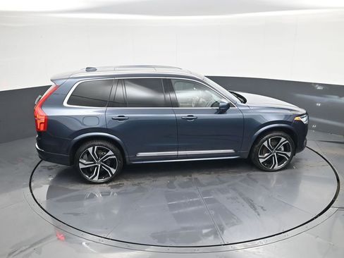 Used 2024 Volvo XC90 B6 Ultimate w/ Lounge Package image 25