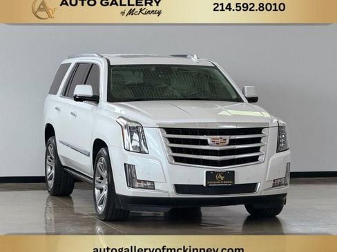 Used 2020 Cadillac Escalade Premium Luxury AWD/4WD image 1