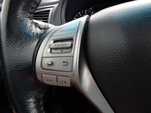 Used 2013 Nissan Altima 2.5 SV w/ 2.5SV Convenience Pkg FWD image 12