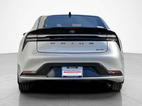 New 2026 Toyota Prius Plug-In Hybrid image 4
